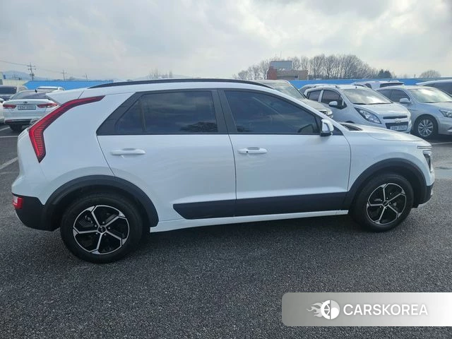 Kia Di Ol Nu Niro id 3864055 из Кореи 15