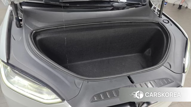 Tesla Model X id 4688711 из Кореи 27