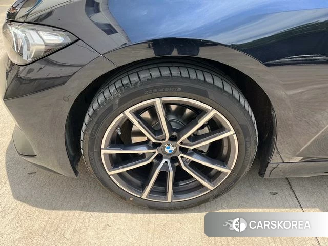 BMW 3 series id 4290318 из Китая 15