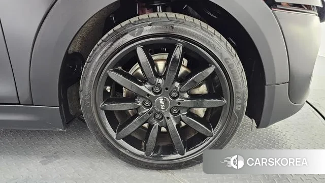 Mini Cooper S Convertible id 3028282 из Кореи 15