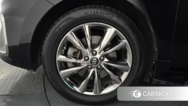 Kia The New Carnival id 3439878 из Кореи 15