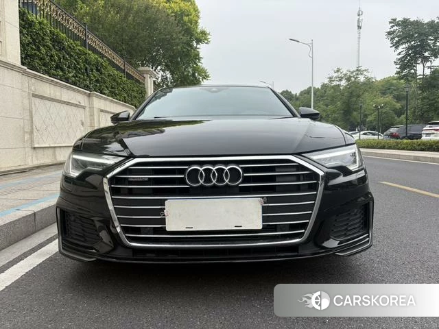 Audi A6L id 4313957 из Китая 8