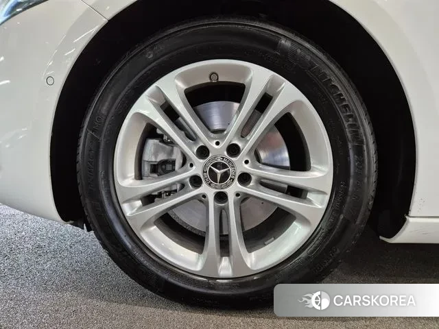 Mercedes-Benz A-Class W177 id 3405075 из Кореи 13