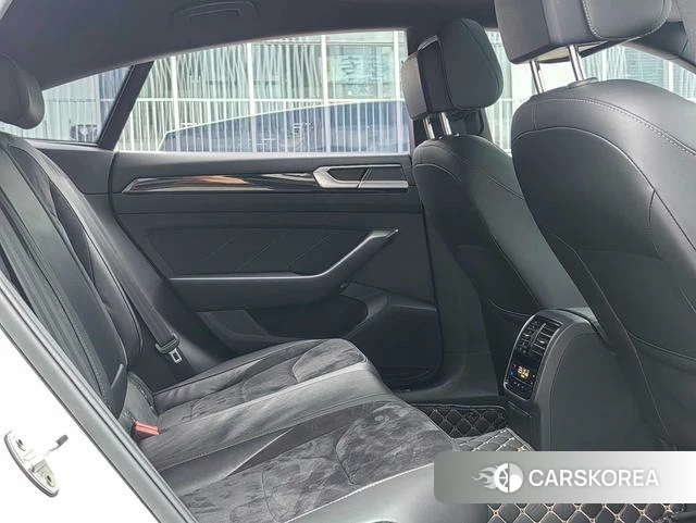 Volkswagen CC id 4392347 из Китая 16