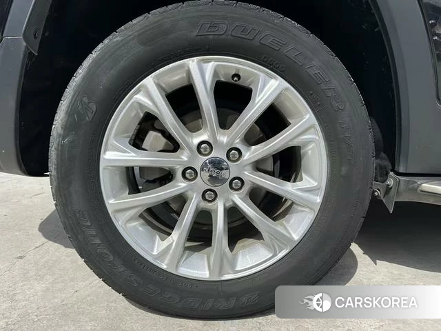 Jeep Free light id 4213472 из Китая 16