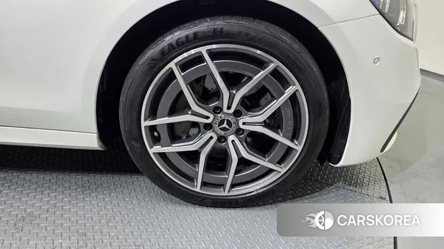 Mercedes-Benz E-Class W213 id 3721181 из Кореи 16