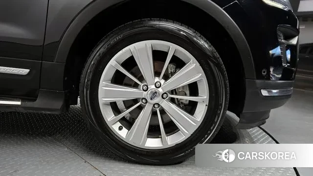 Ford Explorer id 2966504 из Кореи 15