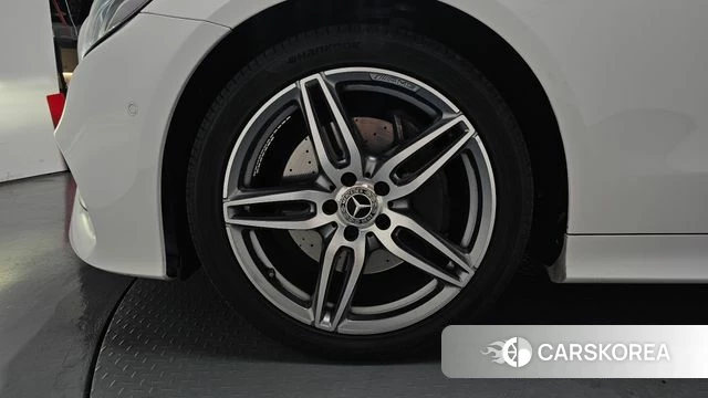 Mercedes-Benz E-Class W213 id 4502530 из Кореи 31