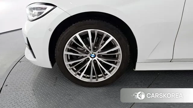 BMW 3 Series (G20) id 3242920 из Кореи 15