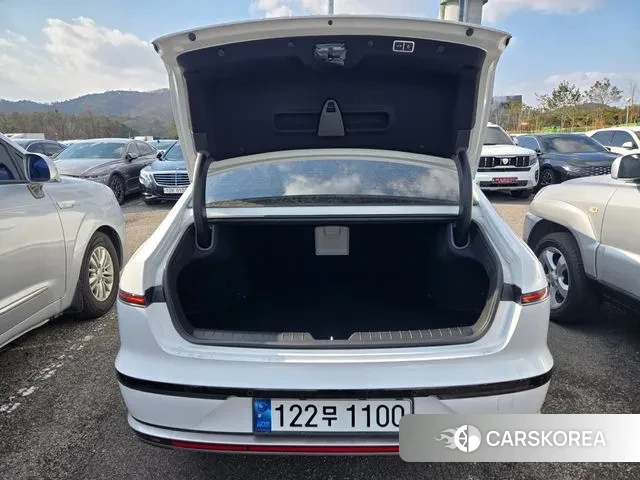 Hyundai Grandeur Hybrid (GN7) id 3576602 из Кореи 8