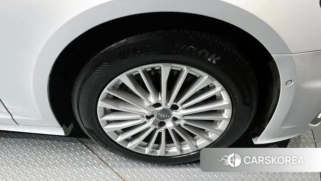 Audi A6 (C8) id 3139156 из Кореи 15