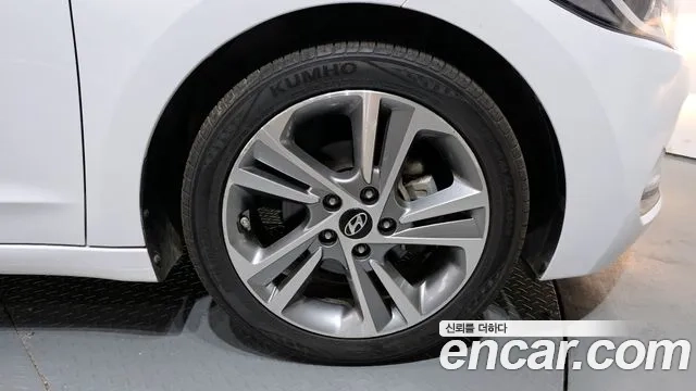 Hyundai Avante AD id 2887043 из Кореи 15