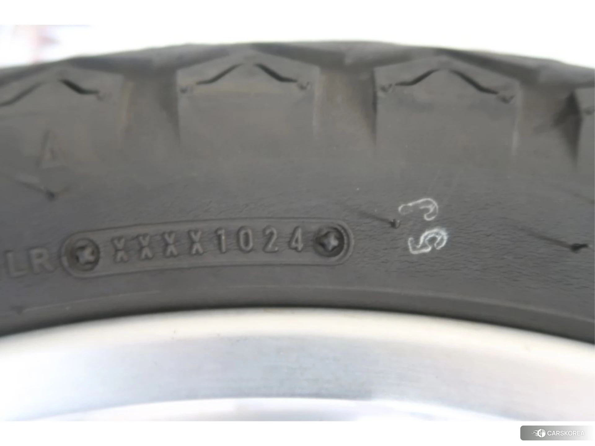 Yamaha SR 400 id 3946388 из Японии 26