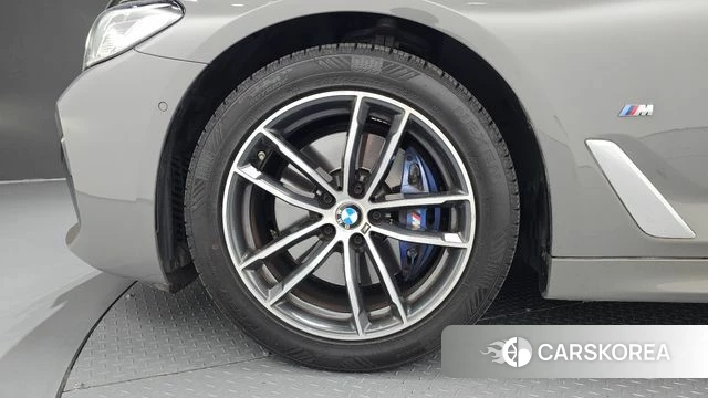 BMW 5 Series (G30) id 4683306 из Кореи 15