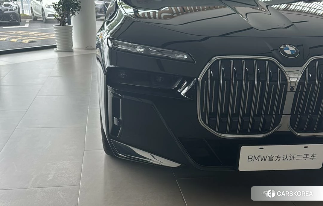 BMW 7 series id 4473786 из Китая 10