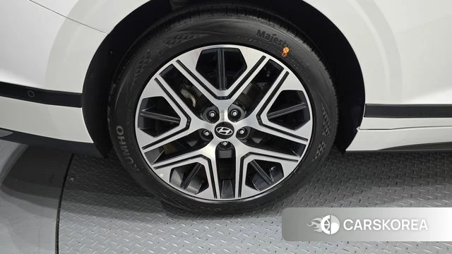 Hyundai Grandeur Hybrid (GN7) id 4853942 из Кореи 31