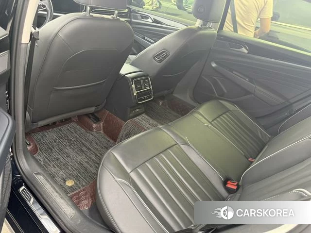 Volkswagen Passat id 4278427 из Китая 11