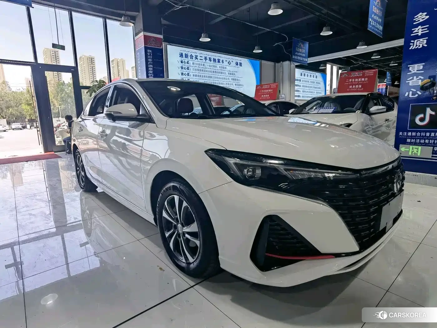 Chang'an Yidong 2025 Белый из Китая, фото 5