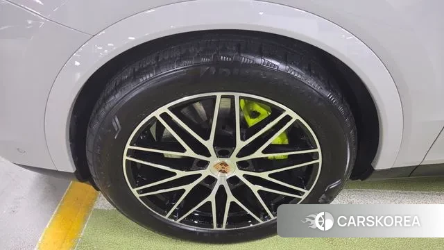 Porsche Cayenne (PO536) id 3739102 из Кореи 15