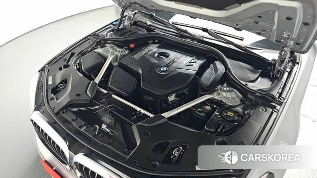 BMW 5 Series (G30) id 4356802 из Кореи 28