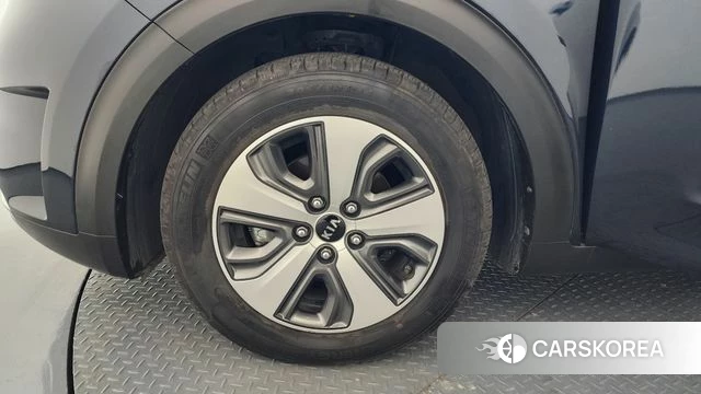 Kia Niro id 3821121 из Кореи 15
