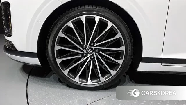 Hyundai Grandeur Hybrid (GN7) id 3333337 из Кореи 15