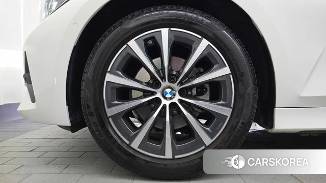 BMW 3 Series (G20) id 4631964 из Кореи 29