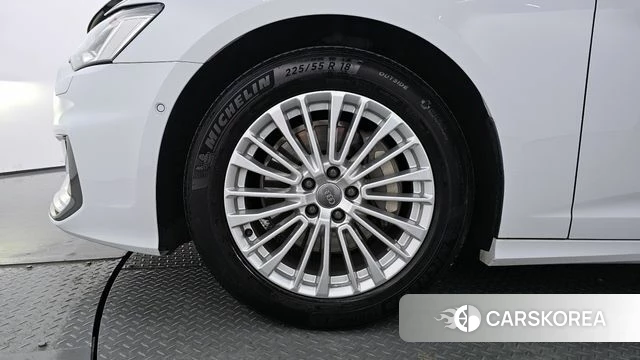 Audi A6 (C8) id 3795492 из Кореи 15