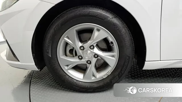 Hyundai Avante (CN7) id 3459474 из Кореи 15