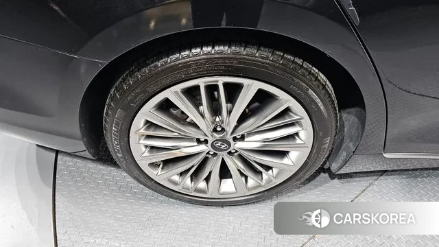 Hyundai Grandeur IG id 3171702 из Кореи 15
