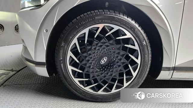 Hyundai Ionic 5 id 4361427 из Кореи 33