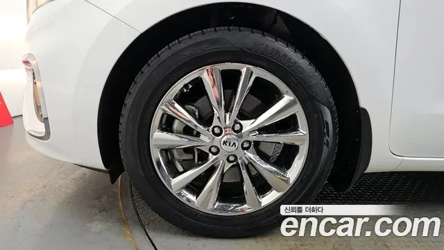 Kia The New Carnival id 2717205 из Кореи 15