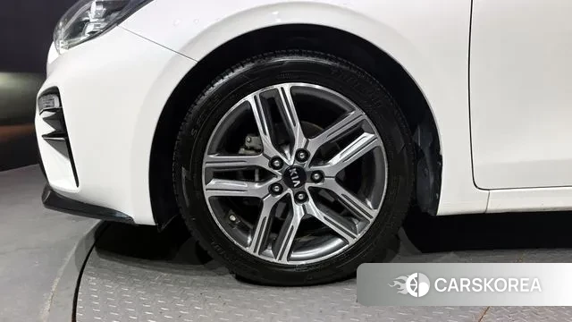 Kia Come New K3 id 2999976 из Кореи 15