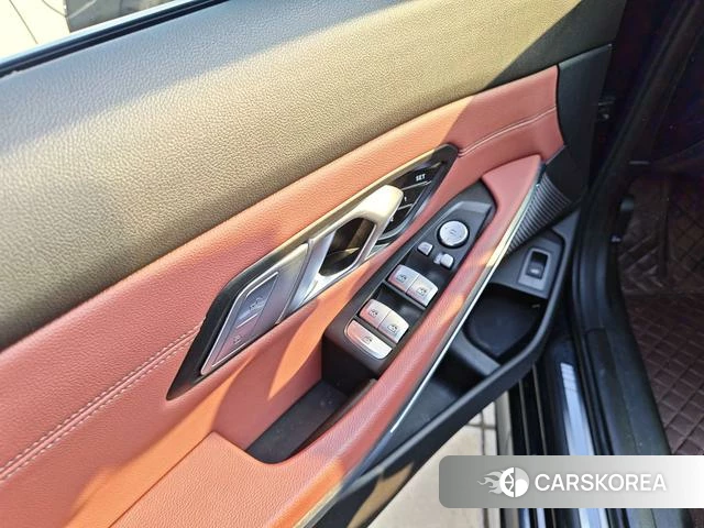 BMW 3 series id 4213940 из Китая 10