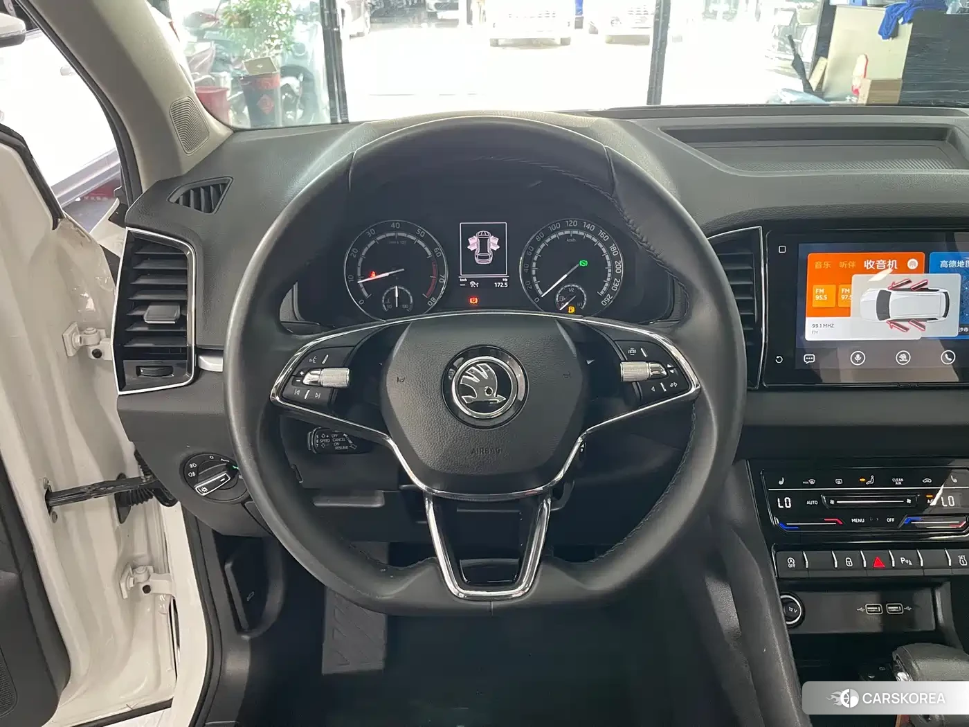Skoda Karoq id 4583757 из Китая 12