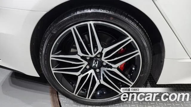 Kia Stinger Meister id 2686178 из Кореи 15