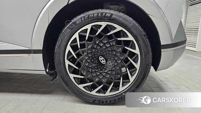 Hyundai Ionic 5 id 3635281 из Кореи 15