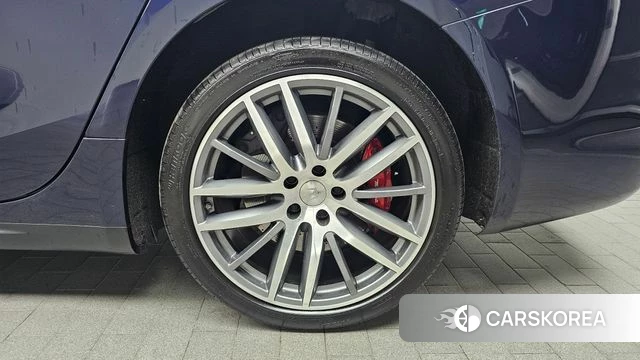 Maserati Ghibli id 3795776 из Кореи 15