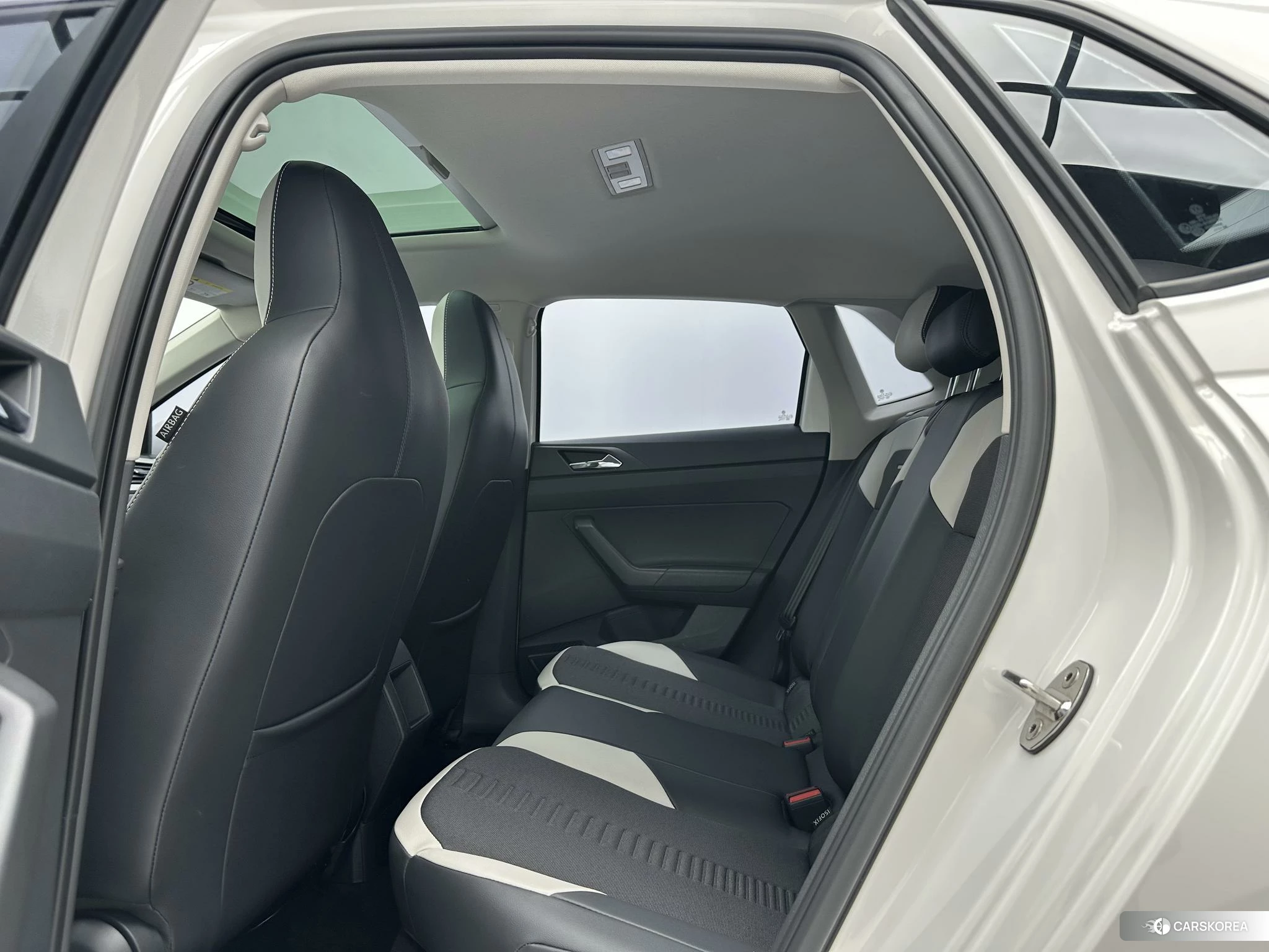 Volkswagen Polo id 4514832 из Китая 12