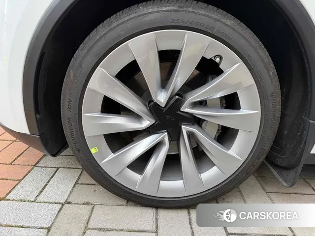 Tesla Model Y 2025 Белый из Кореи, фото 6