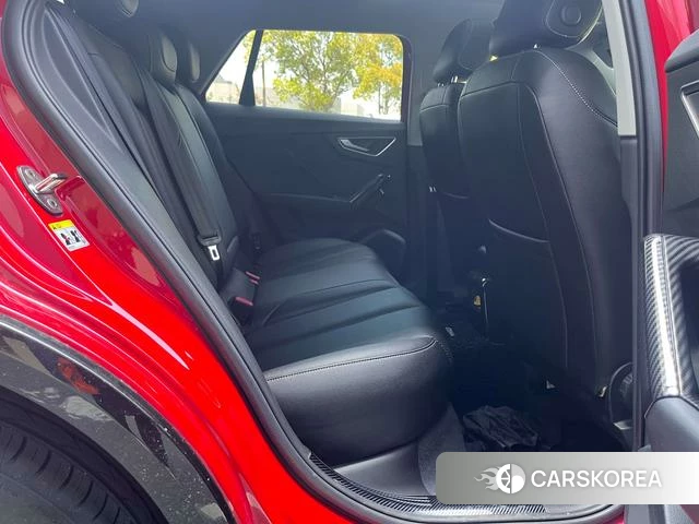 Audi Q2L id 4219685 из Китая 10