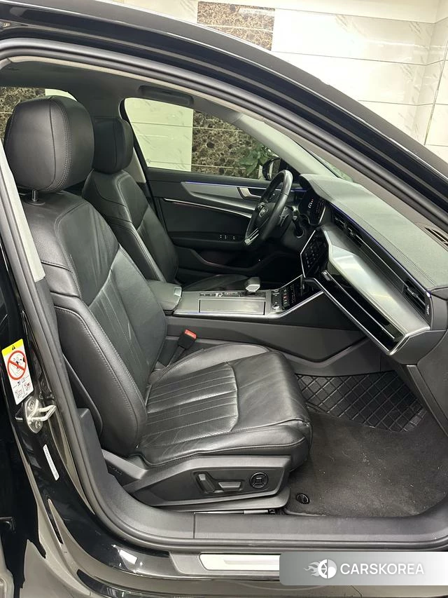 Audi A6L id 4272665 из Китая 17