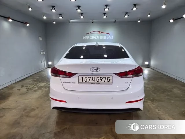 Hyundai Avante AD id 3748660 из Кореи 15