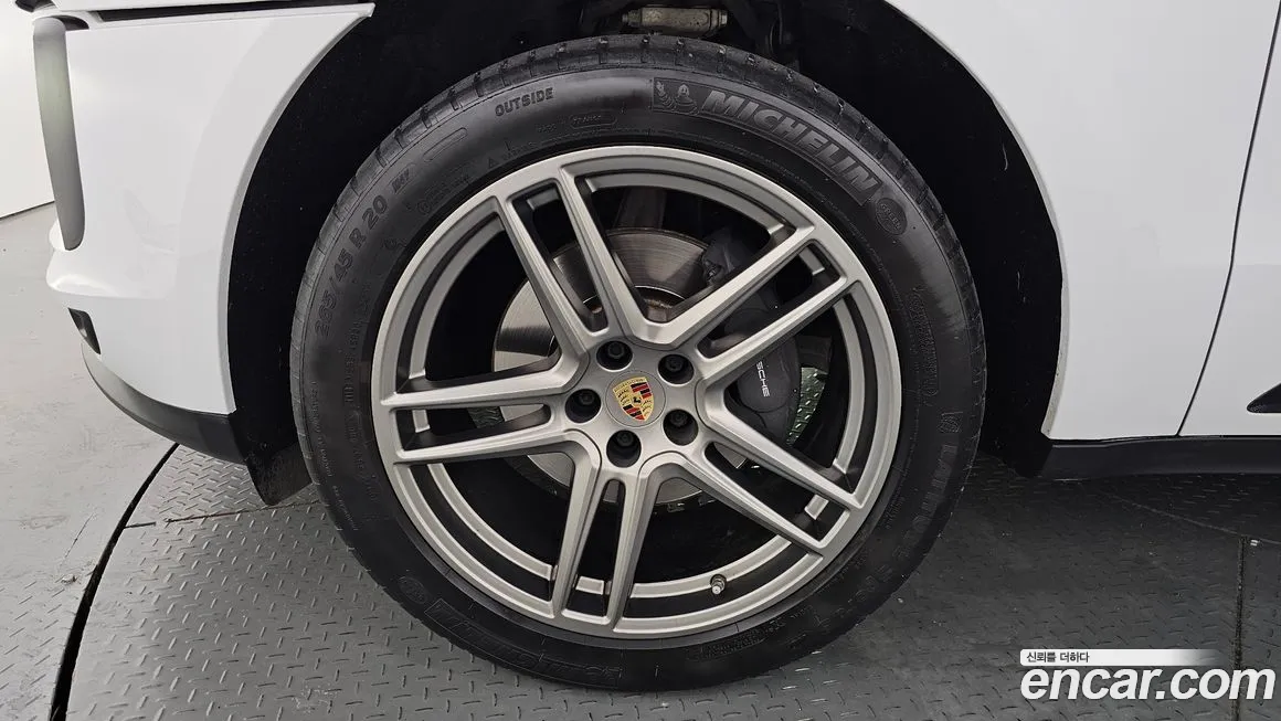 Porsche Macan id 1699649 из Кореи 15