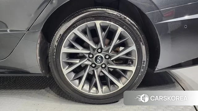 Hyundai Sonata (DN8) id 3028838 из Кореи 15