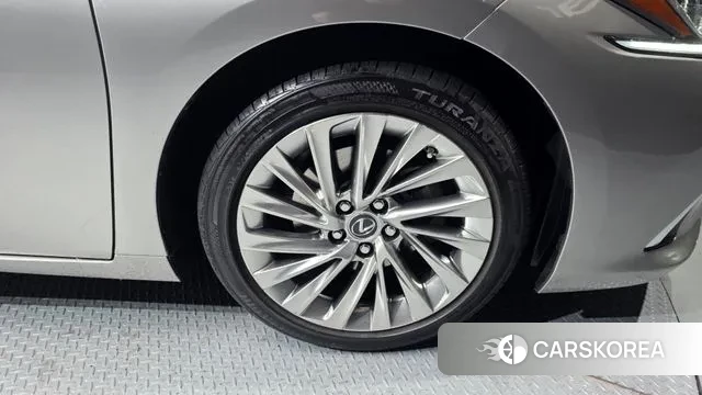 Lexus ES300h 7th generation id 3647154 из Кореи 15