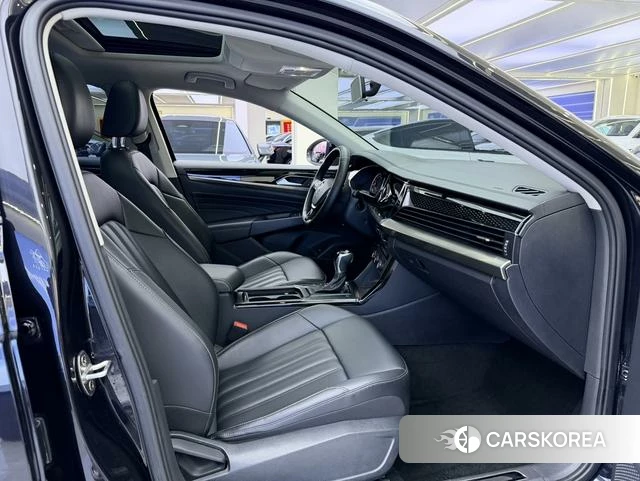 Volkswagen Passat 2021 Черный из Китая, фото 6