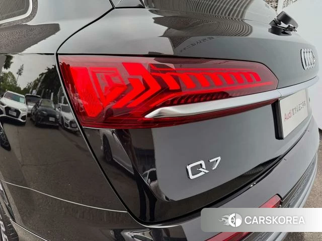 Audi Q7 id 4273864 из Китая 13
