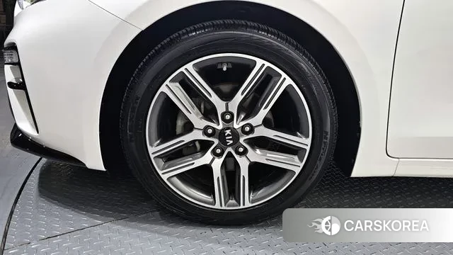 Kia Come New K3 id 3789809 из Кореи 15