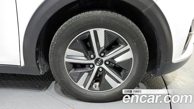 Kia The New Niro id 2945764 из Кореи 15